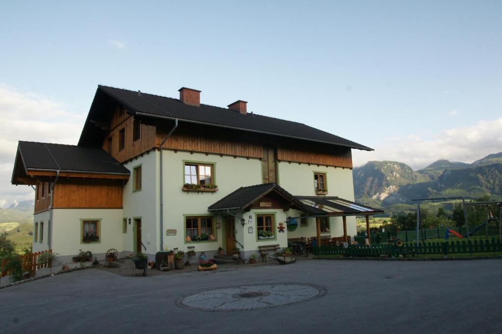 Familienbauernhof Christa Rossleithen